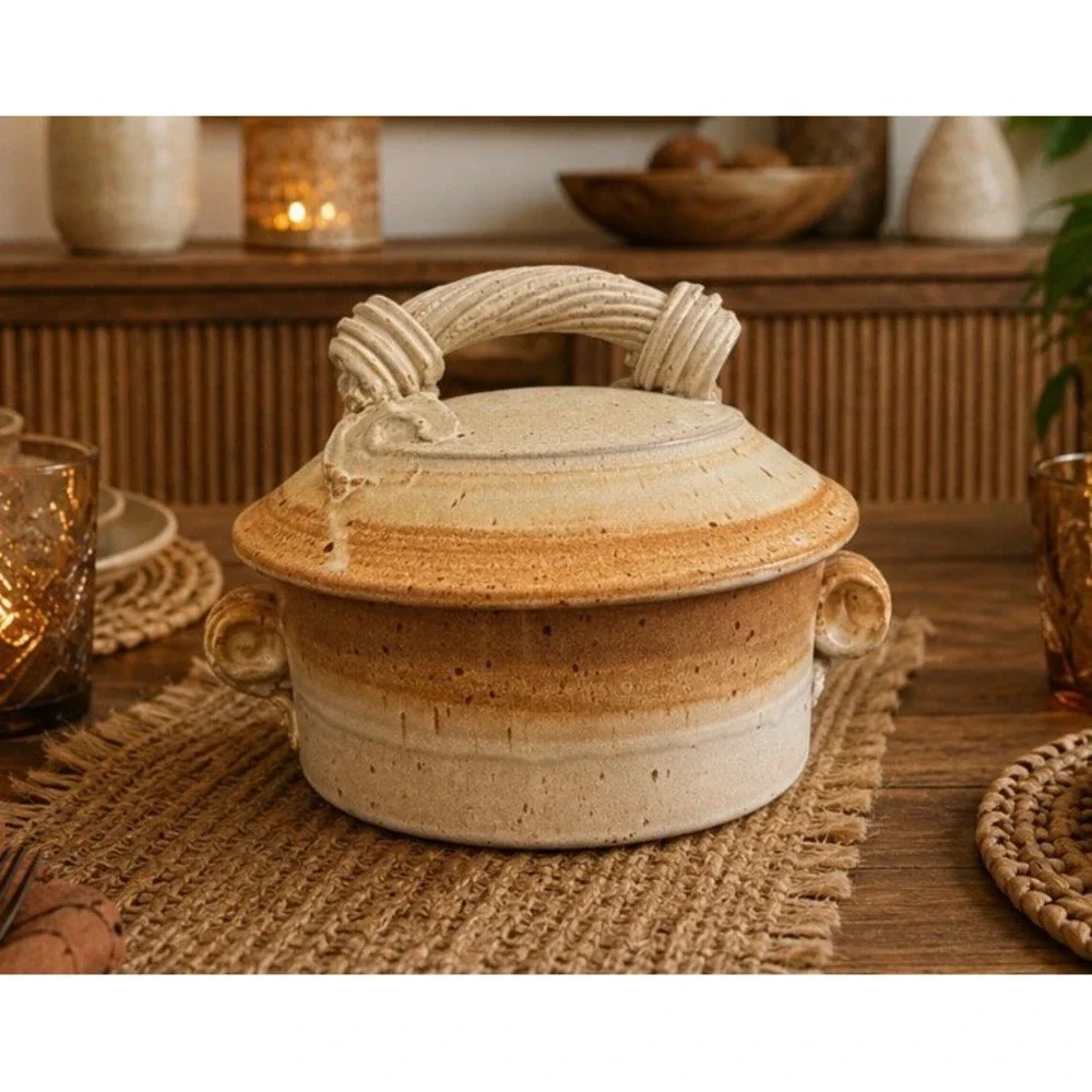 VTG. Handmade Earthenware Lidded/Handle Dish. Glazed, Cream/Brown.